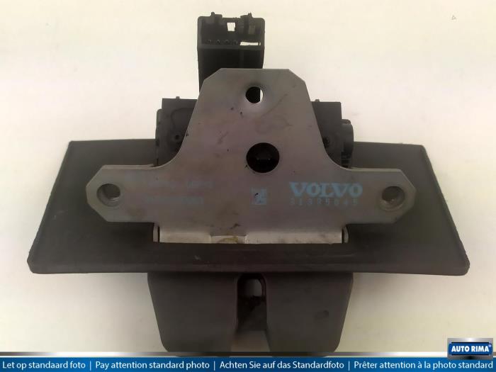 Tailgate lock mechanism from a Volvo V60 2013