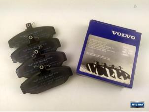 Used Front brake pad Volvo 9-Serie Price € 34,95 Margin scheme offered by Auto Rima Druten