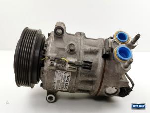 Used Air conditioning pump Volvo V70 (BW) 2.0 D4 16V Price € 124,95 Margin scheme offered by Auto Rima Druten
