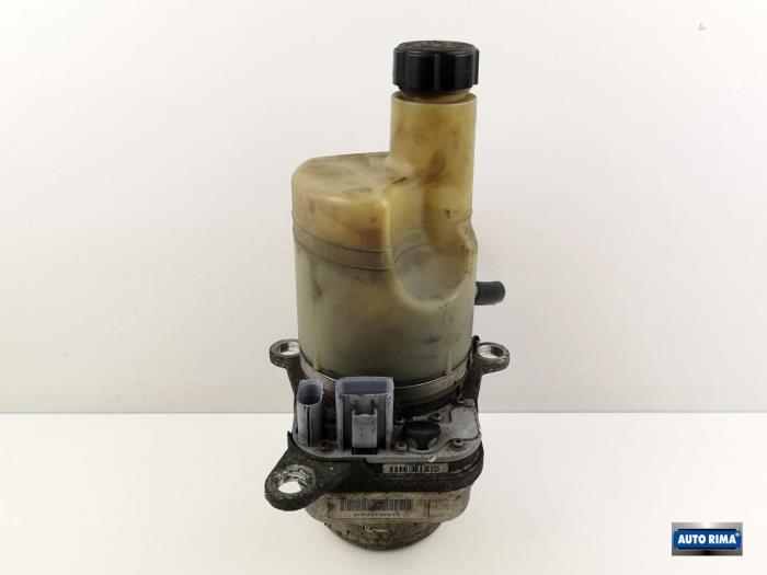 Power steering pump Volvo C30 36050678 D4204T