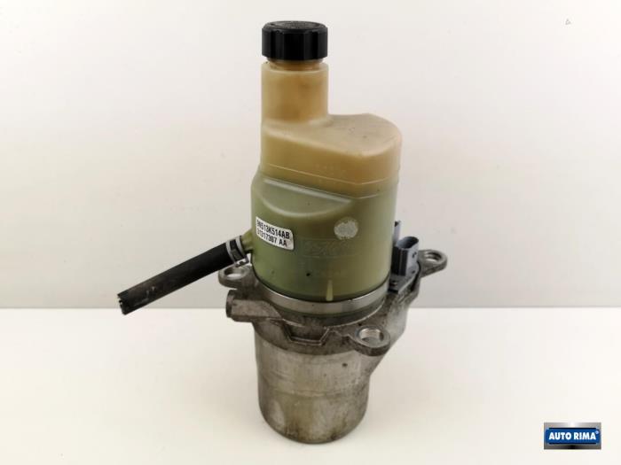 Power steering pump from a Volvo V50 2010