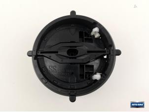 Used Mirror motor, left Volvo V50 Price € 19,95 Margin scheme offered by Auto Rima Druten