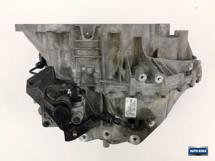 Gearbox from a Volvo V40 (MV) 2.0 D4 16V 2016