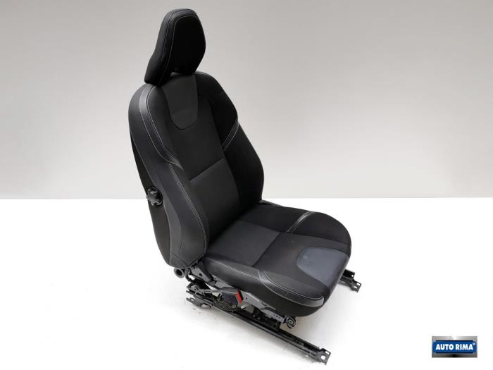 Seat, left Volvo V40 - HALFLEDERESTOEL - Auto Rima Druten