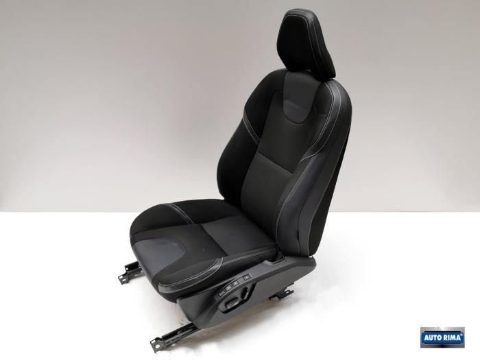 Seat, left Volvo V40 - HALFLEDERESTOEL - Auto Rima Druten