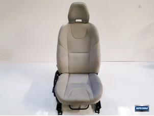 Used Seat, right Volvo V40 04- Price € 124,95 Margin scheme offered by Auto Rima Druten