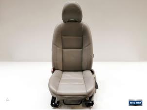 Gebrauchte Sitz rechts Volvo V50 (MW) 2.0 D 16V Preis € 149,95 Margenregelung angeboten von Auto Rima Druten