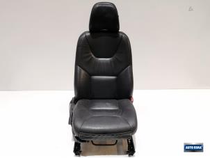 Używane Fotel prawy Volvo XC70 Cena € 149,95 Procedura marży oferowane przez Auto Rima Druten