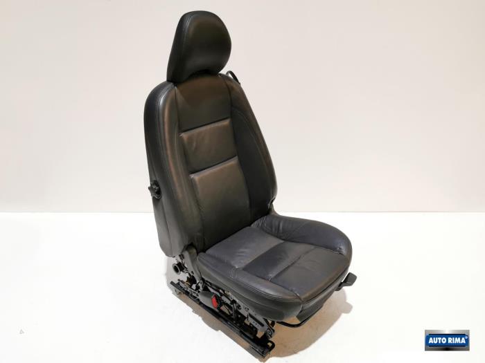 Seat, left from a Volvo C30 2011