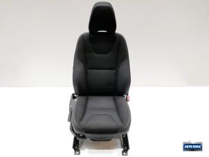 Used Seat, right Volvo V60 Price € 149,95 Margin scheme offered by Auto Rima Druten