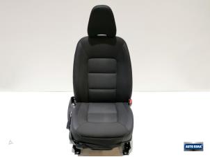 Used Seat, right Volvo XC70 Price € 124,95 Margin scheme offered by Auto Rima Druten