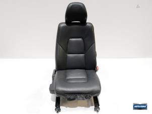 Używane Fotel prawy Volvo S80 Cena € 149,95 Procedura marży oferowane przez Auto Rima Druten