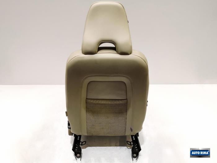 Seat, left from a Volvo XC70 2009