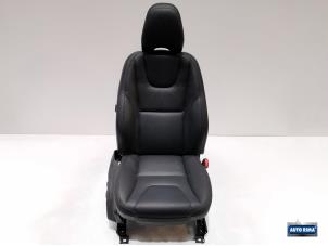 Used Seat, right Volvo V60 Price € 174,95 Margin scheme offered by Auto Rima Druten