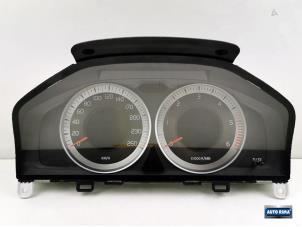 Used Odometer KM Volvo V70 (BW) 2.0 D3/D4 20V Price € 99,95 Margin scheme offered by Auto Rima Druten