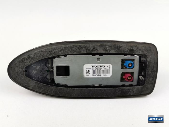 GPS antenna from a Volvo V70 (BW) 2.0 D 16V 2011