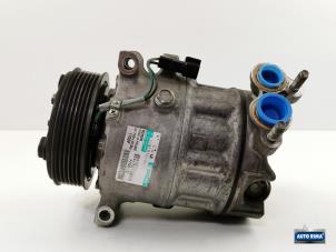 Used Air conditioning pump Volvo V40 (MV) 1.6 D2 Price € 124,95 Margin scheme offered by Auto Rima Druten
