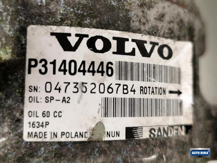 Air conditioning pump Volvo V40 2.0 T2 16V - 36011277 B4204T38 VOLVO