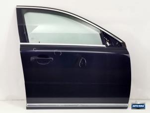 Używane Drzwi prawe przednie wersja 4-drzwiowa Volvo S80 (AR/AS) 2.4 D5 20V 205 Cena € 224,95 Procedura marży oferowane przez Auto Rima Druten
