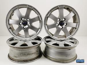 Used Set of sports wheels Volvo S40 (MS) 2.4i 20V AWD Price € 149,95 Margin scheme offered by Auto Rima Druten