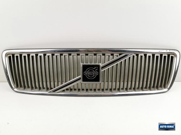 Używane Grill Volvo S70 Cena € 24,95 Procedura marży oferowane przez Auto Rima Druten
