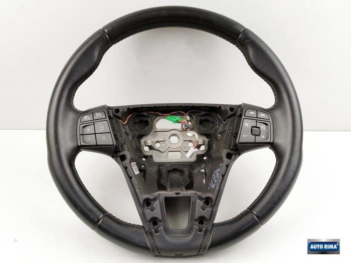 Steering wheel from a Volvo V60 I (FW/GW) 2.4 D5 20V 2013