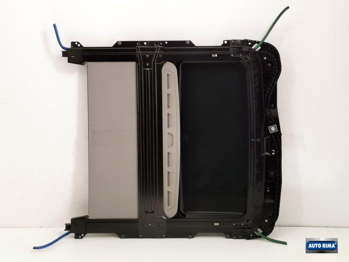 Sliding roof Volvo V60 I 2.0 D3 20V - 31385990 WEBASTO