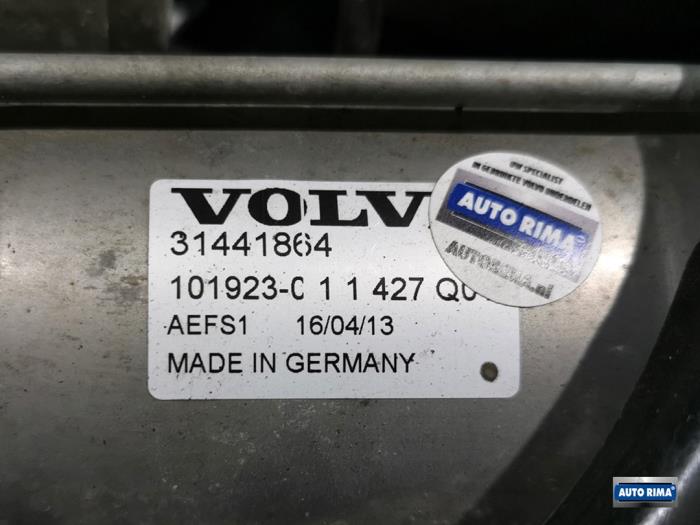 Compressor from a Volvo XC90 II 2.0 D5 16V AWD 2016