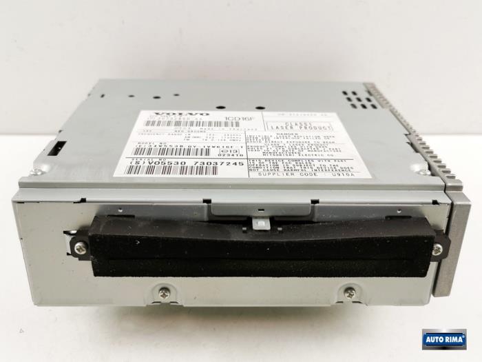 Używane Odtwarzacz CD Volvo C30 (EK/MK) 1.8 16V Cena € 74,95 Procedura marży oferowane przez Auto Rima 