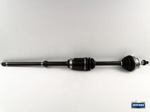 New Front drive shaft, right Volvo XC70 (SZ) XC70 2.4 T 20V Price € 241,94 Inclusive VAT offered by Auto Rima Druten