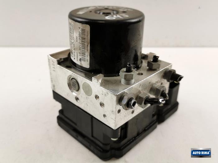 ABS pump Volvo V40 1.6 D2 - 31400645 D4162T ATE