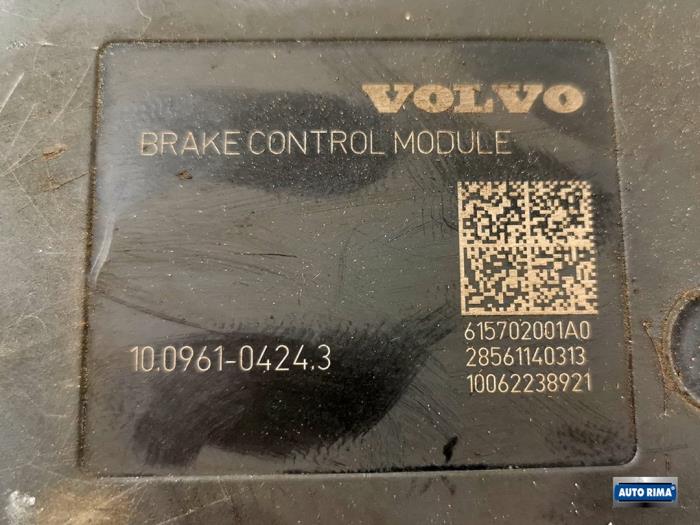 ABS Steuergerät van een Volvo V40 (MV) 2.0 D4 16V 2016