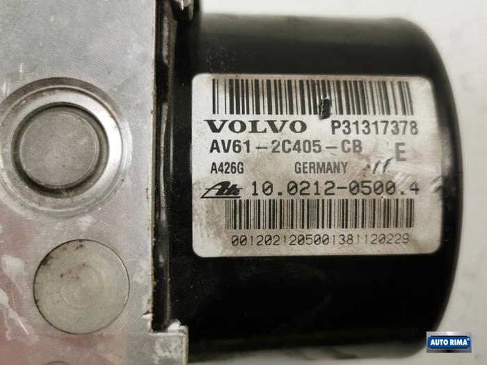 Pompe ABS d'un Volvo V50 (MW) 1.6 D2 16V 2012