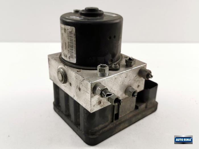 ABS pump from a Volvo C70 (MC) 2.0 D 16V 2008