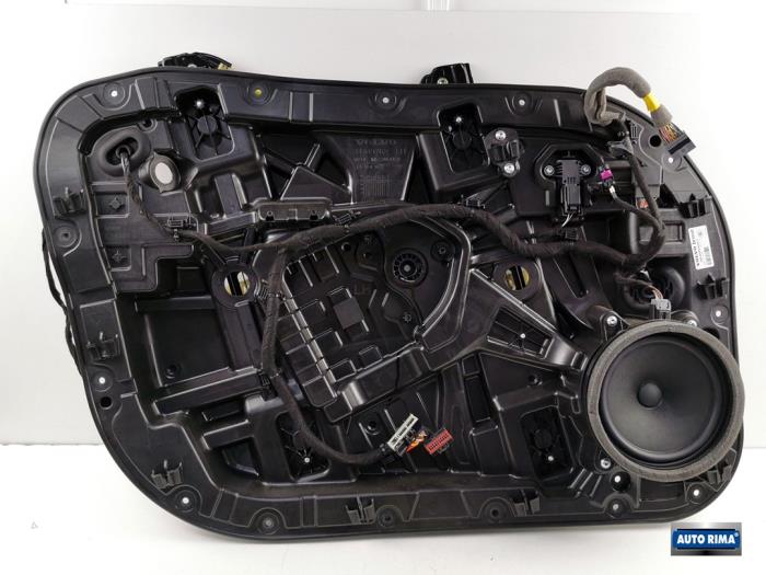 Mécanique vitre 4portes avant gauche d'un Volvo XC90 II 2.0 D5 16V AWD 2020
