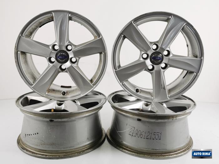 Set Of Sports Wheels Volvo S V Matres Alloy Volvo