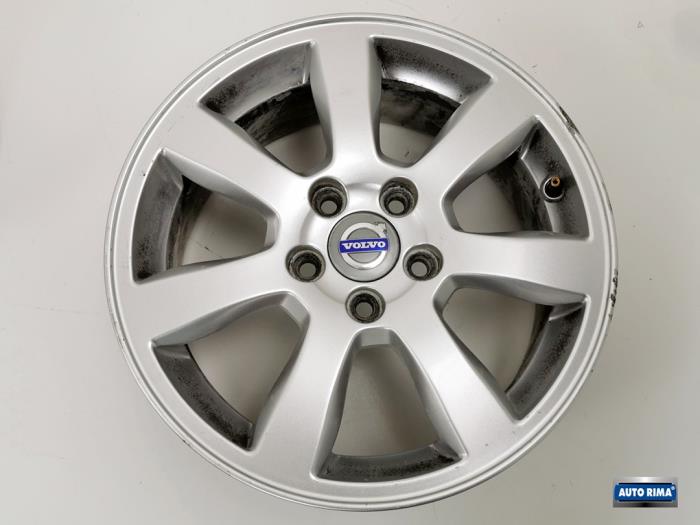 Set of sports wheels from a Volvo V60 I (FW/GW) 2.0 D3 20V 2015