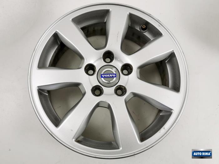 Set of sports wheels from a Volvo V60 I (FW/GW) 2.0 D3 20V 2015