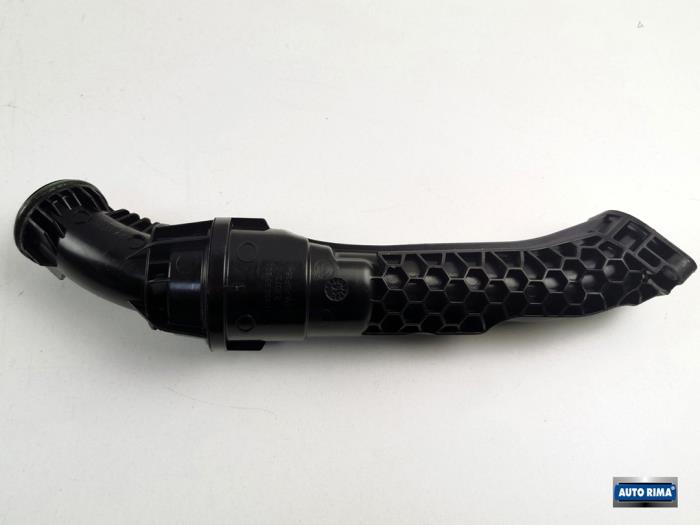 Turbo pipe from a Volvo V40 (MV) 2.0 D4 16V 2014
