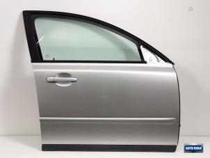 Gebrauchte Tür 4-türig rechts vorne Volvo V50 (MW) 2.0 D 16V Preis € 149,95 Margenregelung angeboten von Auto Rima Druten