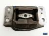 Engine mount from a Volvo V70 (BW), 2007 / 2016 1.6 DRIVe 16V, Combi/o, Diesel, 1.560cc, 80kW (109pk), FWD, D4164T, 2009-07 / 2011-12, BW76 2010