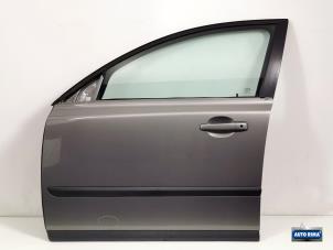Used Door 4-door, front left Volvo S40 (MS) 2.4 20V Price € 149,95 Margin scheme offered by Auto Rima Druten