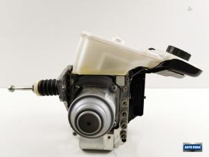 Used ABS pump Volvo S60 III (ZS) 2.0 B3 16V Mild Hybrid Geartronic Price € 399,95 Margin scheme offered by Auto Rima Druten