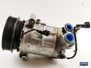 Używane Pompa klimatyzacji Volvo S60 III (ZS) 2.0 B3 16V Mild Hybrid Geartronic Cena € 174,95 Procedura marży oferowane przez Auto Rima Druten