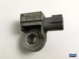 Usados Sensor de airbag Volvo V40 (MV) 1.6 D2 Precio € 19,95 Norma de margen ofrecido por Auto Rima Druten