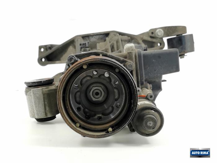 Rear differential from a Volvo XC90 II 2.0 D5 16V AWD 2017