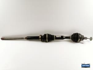 Used Front drive shaft, right Volvo XC60 I (DZ) 2.4 D5 20V 205 AWD Price € 149,95 Margin scheme offered by Auto Rima Druten