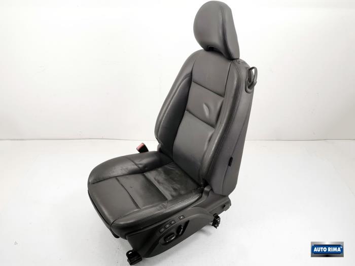 Fotel lewy z Volvo C30 (EK/MK) 2.0 16V 2011