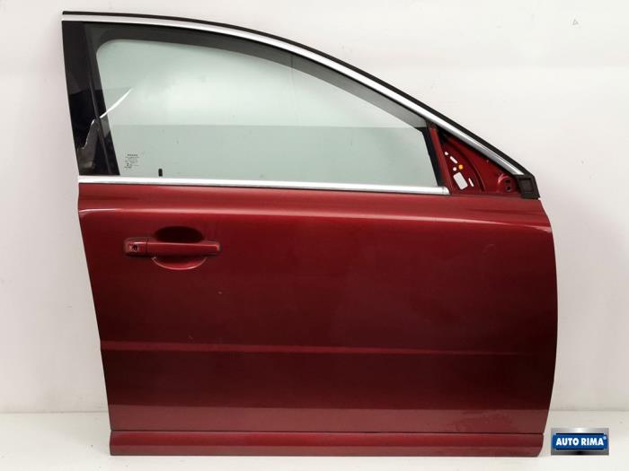 Front door 4-door, right from a Volvo V70 (BW) 1.6 DRIVe,D2 2014