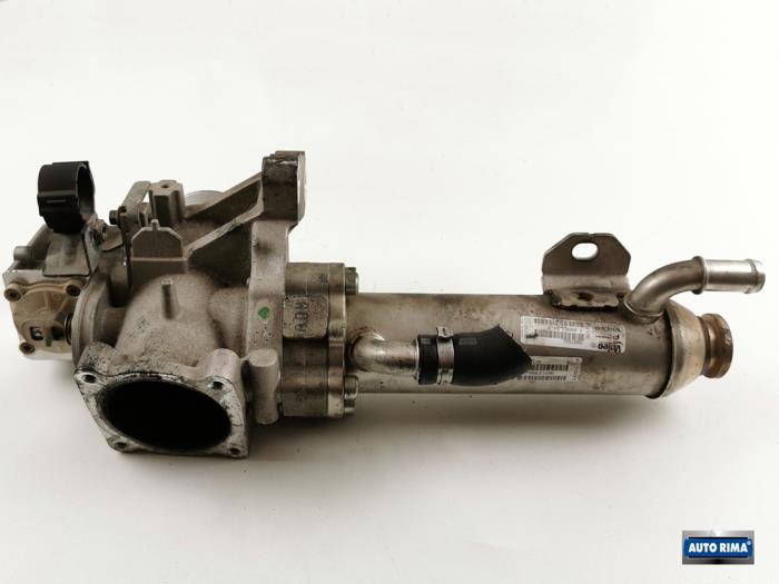 EGR valve from a Volvo V70 (BW) 2.4 D5 20V 2008